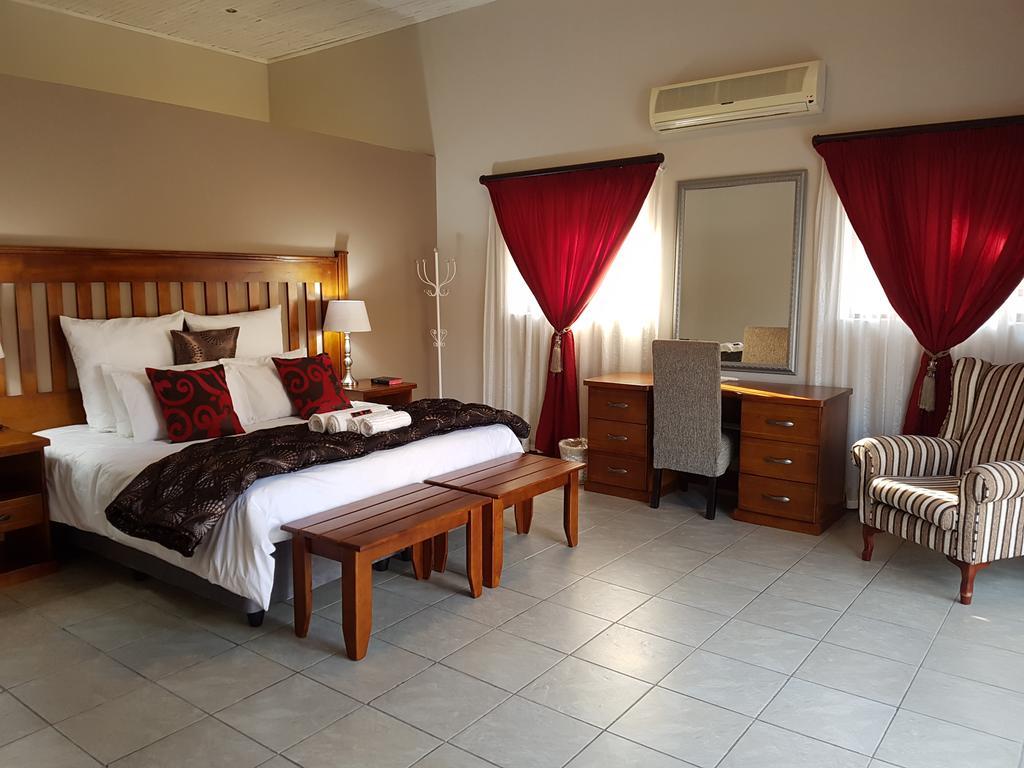 Summerset Place Country House Бела Бела Стая снимка
