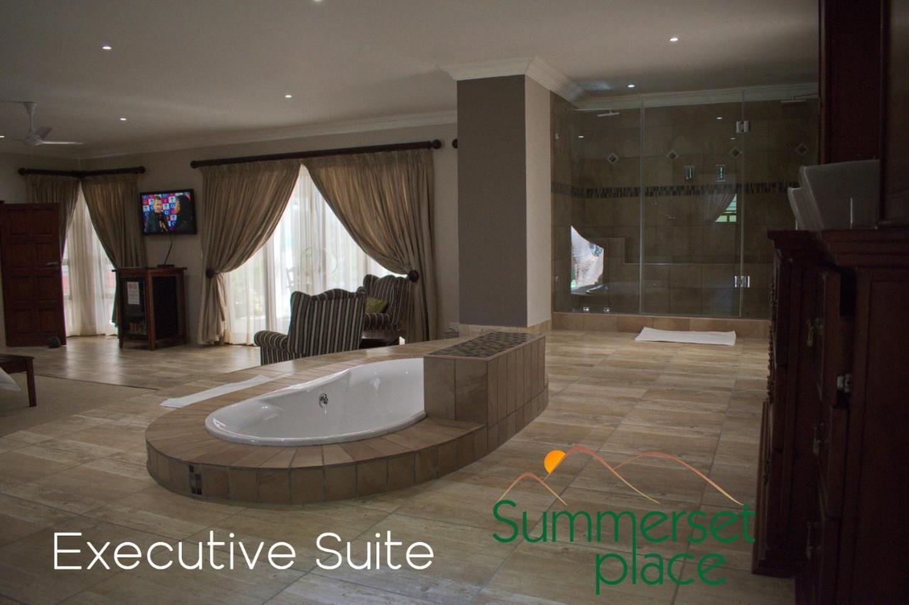 Summerset Place Country House Бела Бела Стая снимка